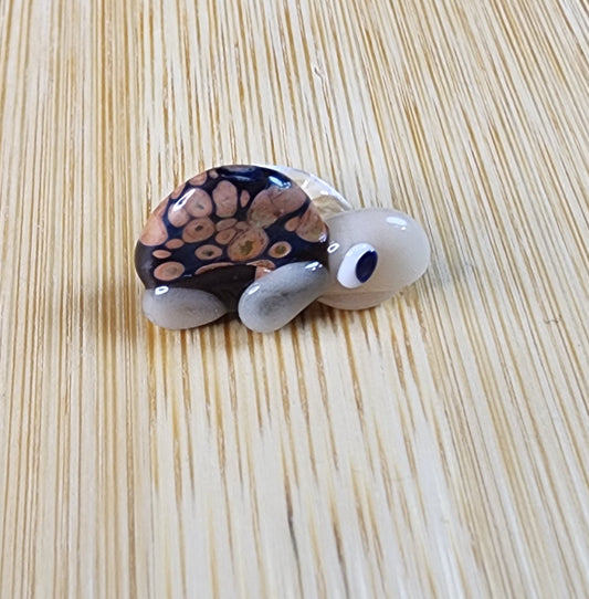 Turtles #7 Glass Loc Bead