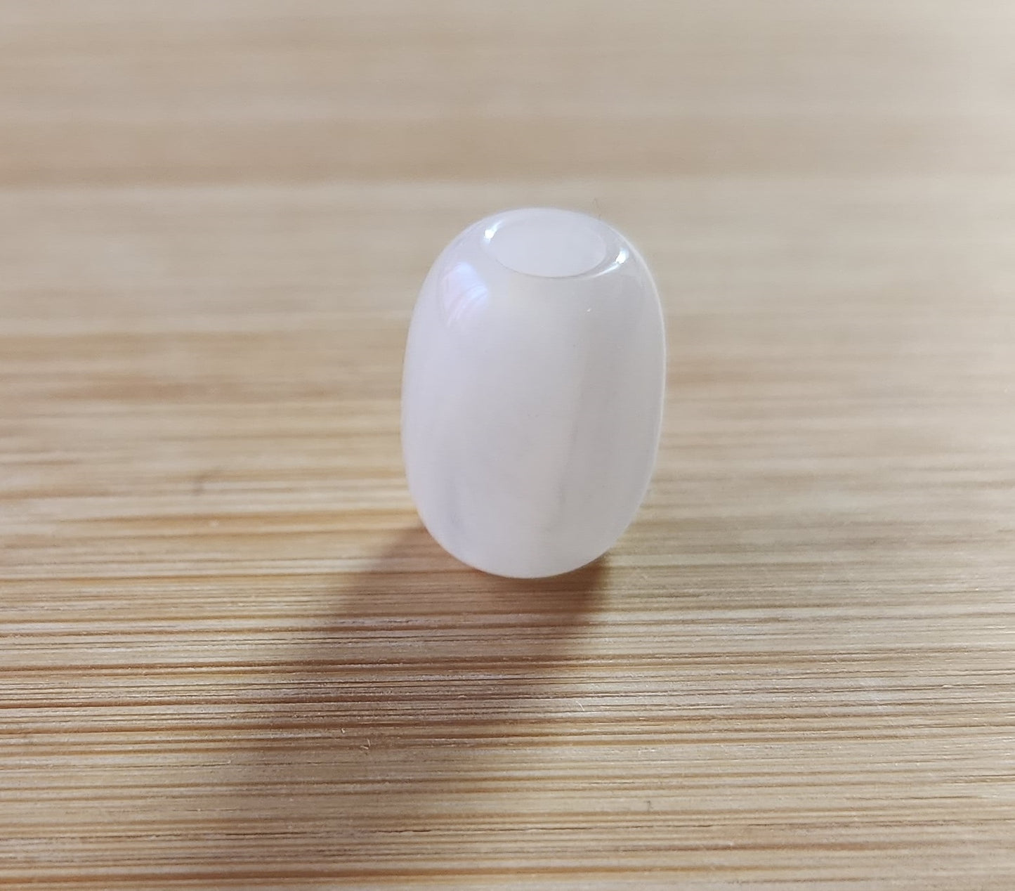 15 Cream Barrel Resin Loc Bead